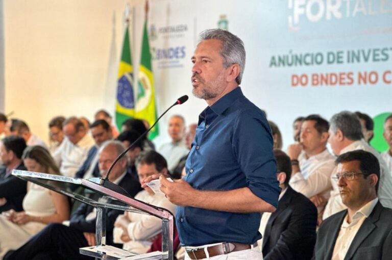 Elmano prevê licitação ainda em 2026 para duplicação das BRs 222 e 020 no Ceará