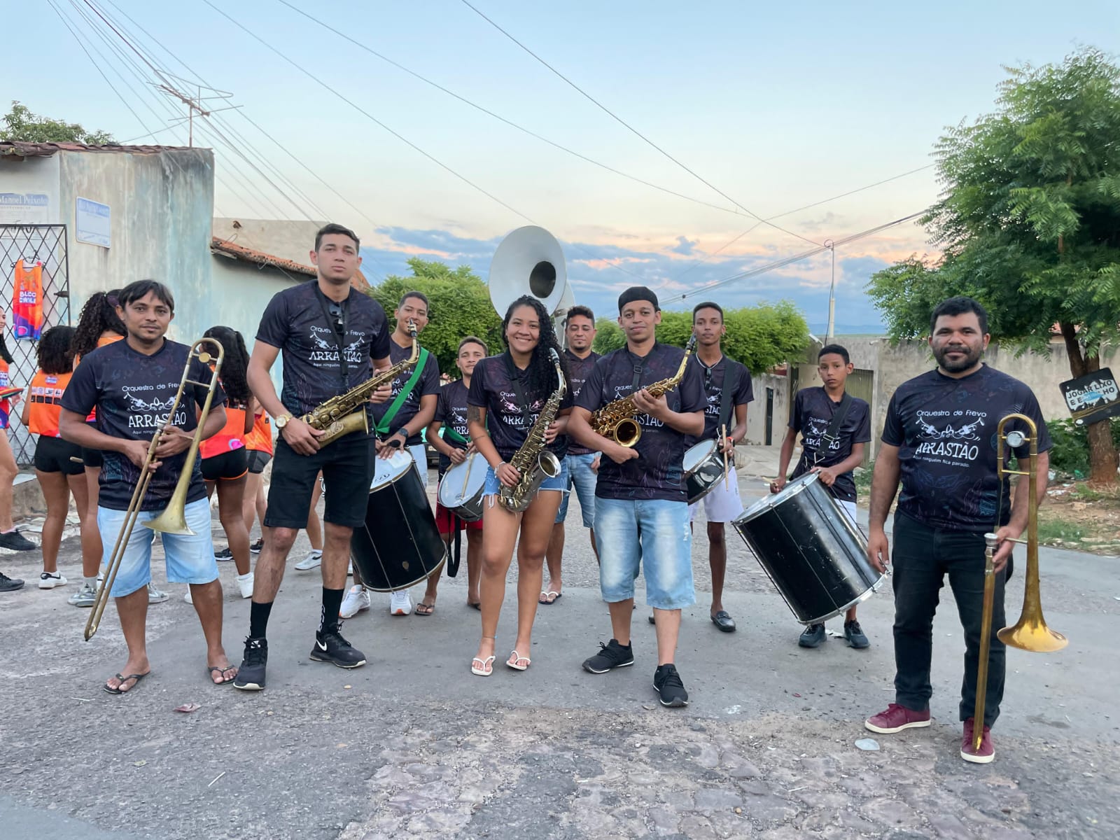 materia Orquestra de Frevo Arrastao anima 3o Carnaval do Trabalhador