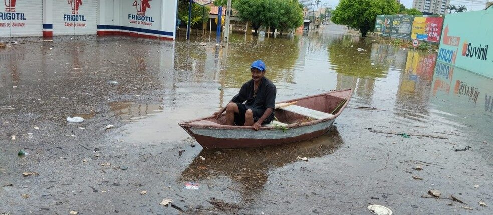 p.20 - Chuva, água e promessa inundam Juazeiro do Norte