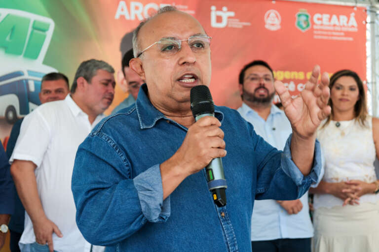 PAGINA 21 CEARA VaiVem Trabalhador Governo do Ceara amplia acesso as oportunidades de emprego na Regiao do Cariri 2