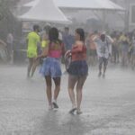 carnaval com chuva