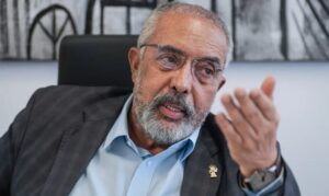 “Não há mais razão para a escala 6x1 e jornada de 44 horas”, diz Paulo Paim sobre avanço do debate no Congresso