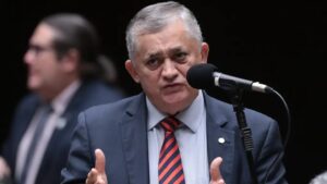 José Guimarães destaca votação do Gás do Povo e balanço das ações do governo na abertura do ano legislativo