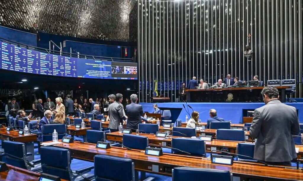 Senado aprova MP do Gás do Povo e garante botijão gratuito para até 15 milhões de famílias