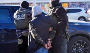 Nos EUA, 73% dos imigrantes detidos não têm antecedentes criminais, apontam dados sobre política de Trump