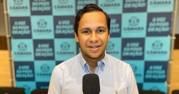 Felipe Vasques declara apoio a possível candidatura de Ciro Gomes e fala em “libertação do Ceará”