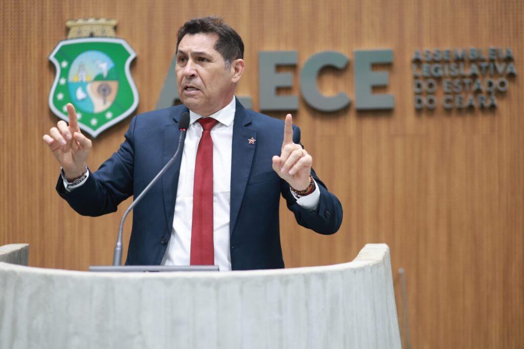 De Assis Diniz_ “Banco Master é parte de um esquema iniciado no governo Bolsonaro para fraudar o INSS e financiar campanhas eleitorais”