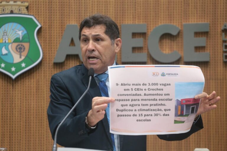 “Onde está Evandro? Nos 121 bairros da cidade, trabalhando por Fortaleza”, afirma De Assis Diniz 3 PAGINA 14 - Onde está Evandro_Nos 121 bairros da cidade, trabalhando por Fortaleza, afirma De Assis Diniz - Foto - Paulo Rocha