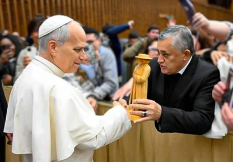 d32a8712-7ea8-40e2-984a-f3480042a3e5