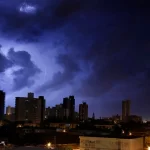 Funceme emite alerta de chuvas intensas no Ceará com risco de trovoadas, ventos fortes e instabilidade até quarta-feira