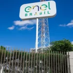 Aneel aprova antecipação da concessão da Enel Ceará por mais 30 anos e decisão segue para o Ministério de Minas e Energia