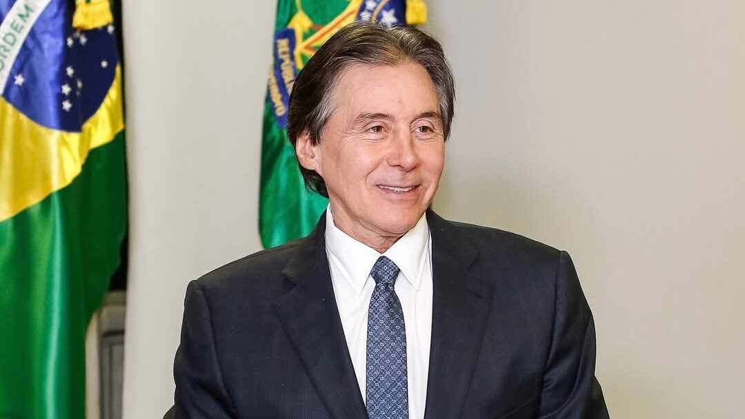 p.5 Eunicio Oliveira