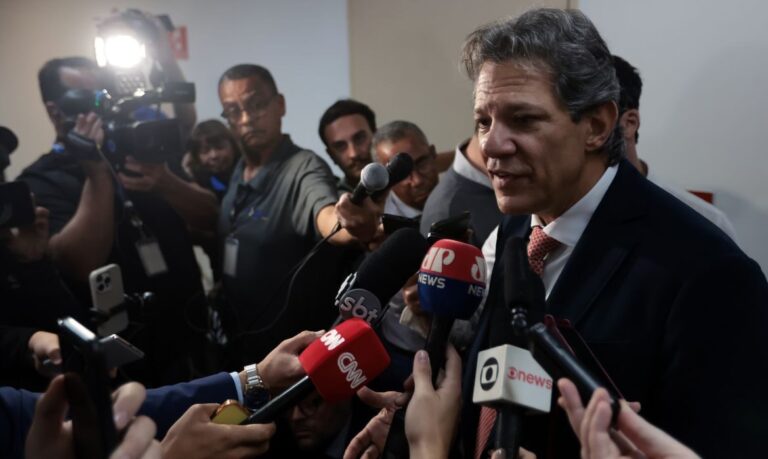 Haddad diz que guerra entre EUA e Irã não deve impactar economia brasileira de imediato, mas alerta para possível escalada