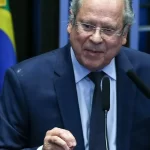 José Dirceu diz que “o rei está nu”, cobra autorreforma do STF e defende mudanças nos três Poderes
