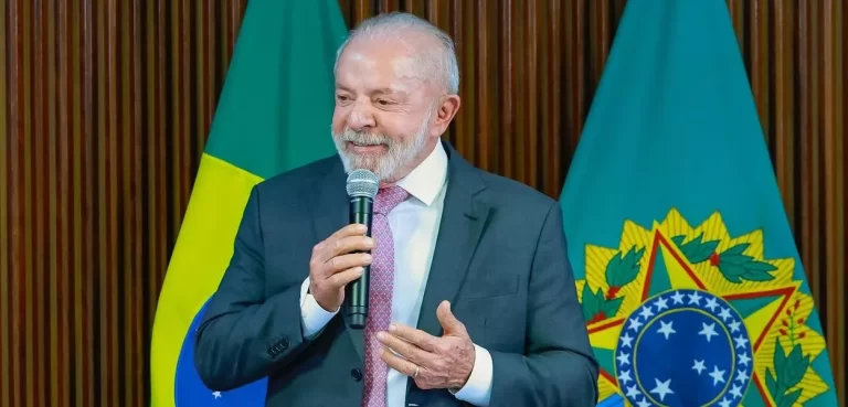 Lula diz que não vai sossegar enquanto preço do diesel subir e alerta para impacto nos alimentos
