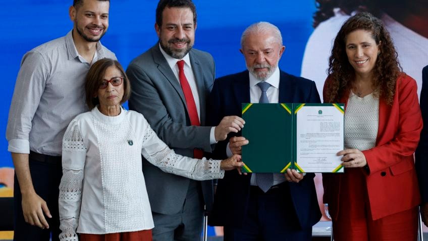 Terceirizados federais ganham reembolso-creche e garantia de jornada semanal de 40 horas