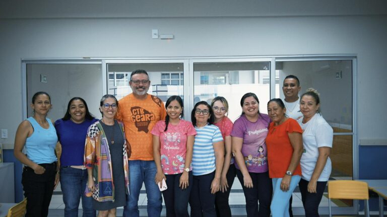 Reunião com a base