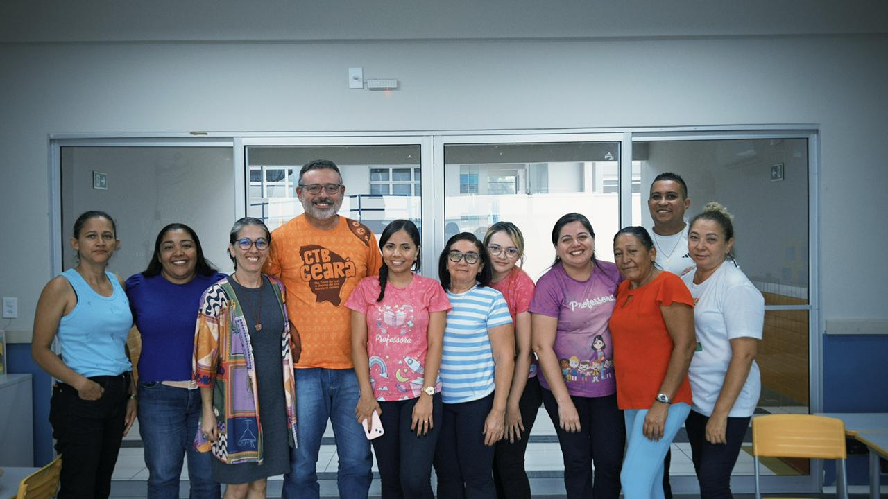 Reuniao com a base