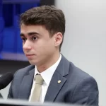 Justiça rejeita ação de Nikolas contra Pedro Rousseff e decisão reacende debate sobre discurso político