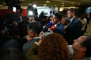 Senado pode votar indicação de Jorge Messias ao STF nesta quarta após sabatina na CCJ