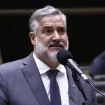 Governo quer articular projeto do fim da escala 6x1 com urgência na Câmara, diz Pimenta