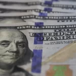 Dólar cai para R$ 5,17, Ibovespa dispara e trégua no Oriente Médio anima mercados
