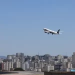 Governo zera tributos sobre querosene de aviação e reforça pacote para conter alta dos combustíveis