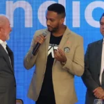 Lula pede mobilização das centrais sindicais para aprovar fim da escala 6x1 e jornada máxima de 40 horas