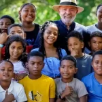 Lula publica mensagem de Páscoa e deseja renovação, união e paz aos lares brasileiros