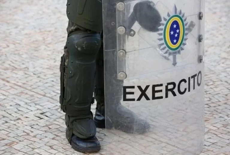 Coaf aponta repasses de R$ 39 milhões do Exército ao Banco Master e caso amplia pressão por transparência