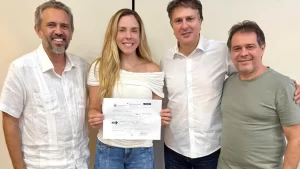 Jade Romero deixa MDB e retorna ao PT após 13 anos