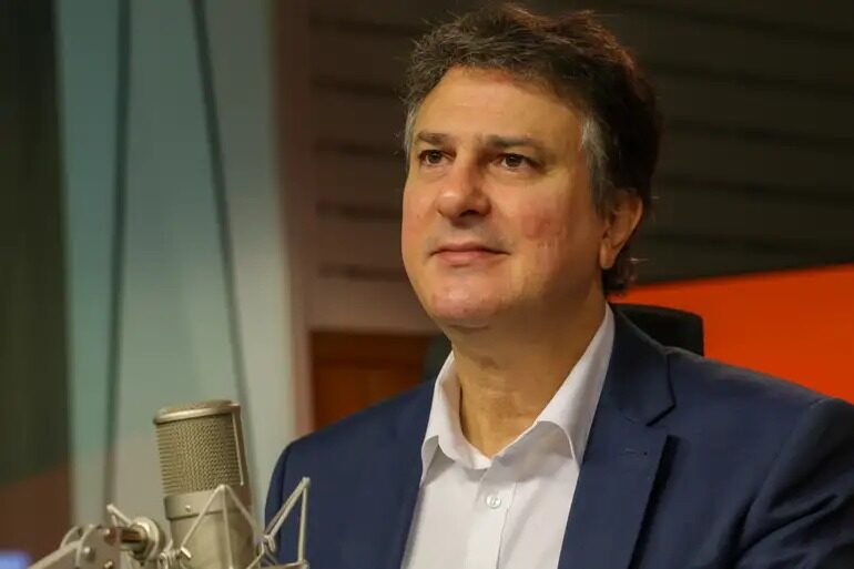 p.9 - Camilo em Destaque