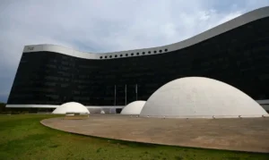 IA pode gerar mais fake news nas eleições, alertam especialistas
