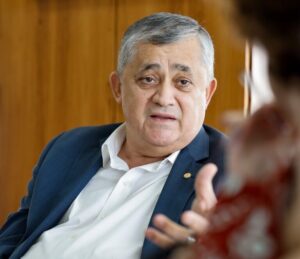 José Guimarães cumpre agenda no Cariri com IFCE, PET SCAN, UFCA e Hospital Santo Antônio