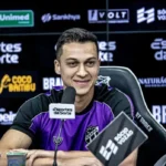 Ceará não deve poupar jogadores contra o Atlético-MG antes do Clássico-Rei, diz Alano