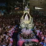Procissão de Nossa Senhora de Fátima reúne milhares de fiéis nas ruas de Fortaleza