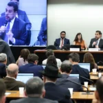 Boulos critica compensação a empresas no debate sobre o fim da escala 6x1