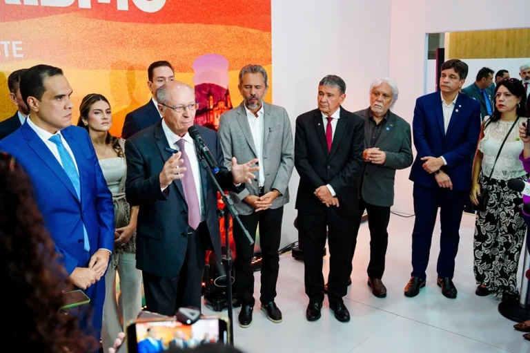 Cearenses terão crédito especial de até R$ 21 mil para MEIs que atuam no turismo