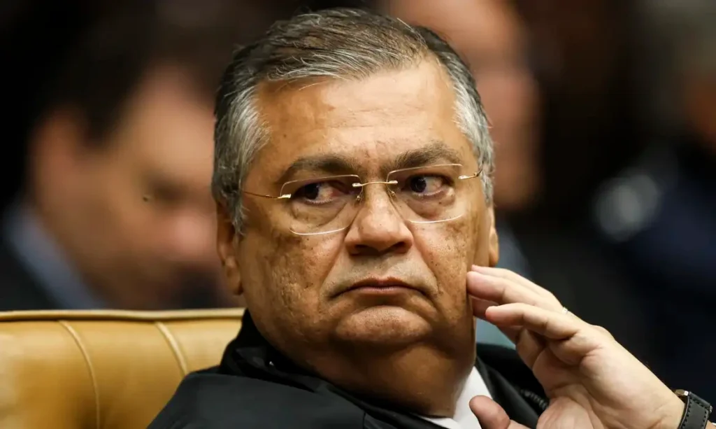 Dino reforça que criação e pagamento de novos penduricalhos a juízes e membros do MP estão proibidos