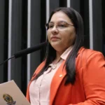 Comissão aprova prioridade no atendimento presencial do CadÚnico para famílias de baixa renda