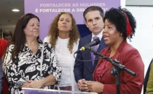 Lei cria programa nacional de prevenção à violência contra a mulher