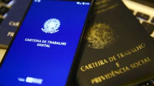 Emenda apresentada por deputados bolsonaristas e do Centrão quer retirar direitos dos trabalhadores brasileiros