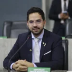 p.14 - Deputado Davi de Raimundão antecipa mensagem ao trabalhador pelo dia que lhe é consagrado