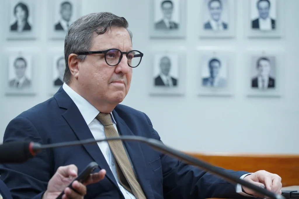 p.15 - O nosso papel é abrir a CPI do Banco Master