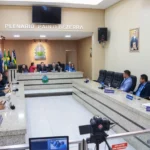p.18 - Câmara do Crato aprova projeto sobre criação de centro para neurodivergentes e mais 6 matérias