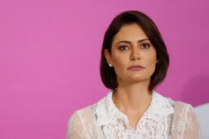Crise no PL Ceará se aprofunda após Michelle Bolsonaro criticar articulação pró-Ciro Gomes