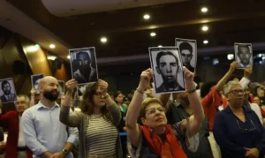 Governo entrega certidões retificadas a famílias de vítimas da ditadura e reconhece ação violenta do Estado