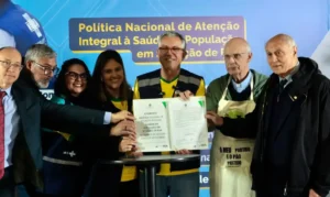 Governo lança política nacional para ampliar atendimento do SUS à população em situação de rua