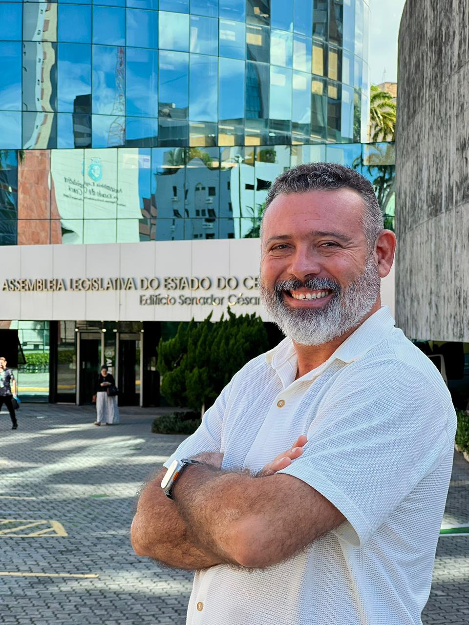 p.15 - Professor e sindicalista Samuel Siebra anuncia pré-candidatura a deputado estadual pelo PCdoB