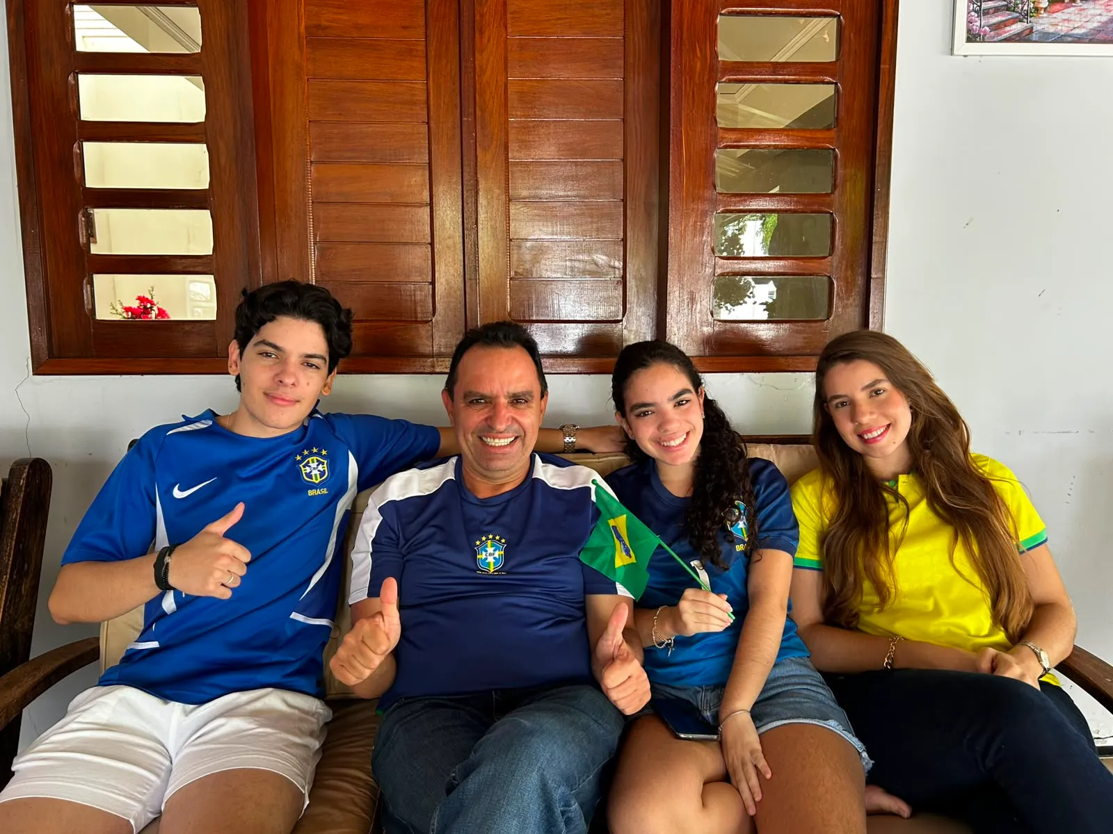 p.18 Deputado Pedro Lobo esta na torcida pela Selecao Brasileira rumo ao hexa na Copa do Mundo de 2026